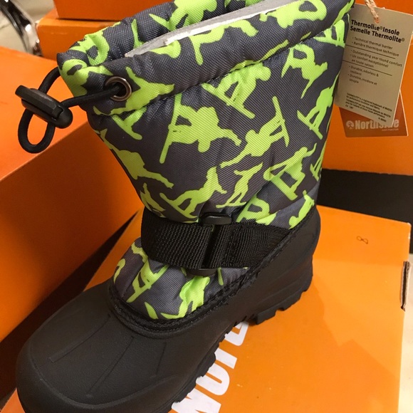 New Northside Frosty Black Snow Boots Size 3